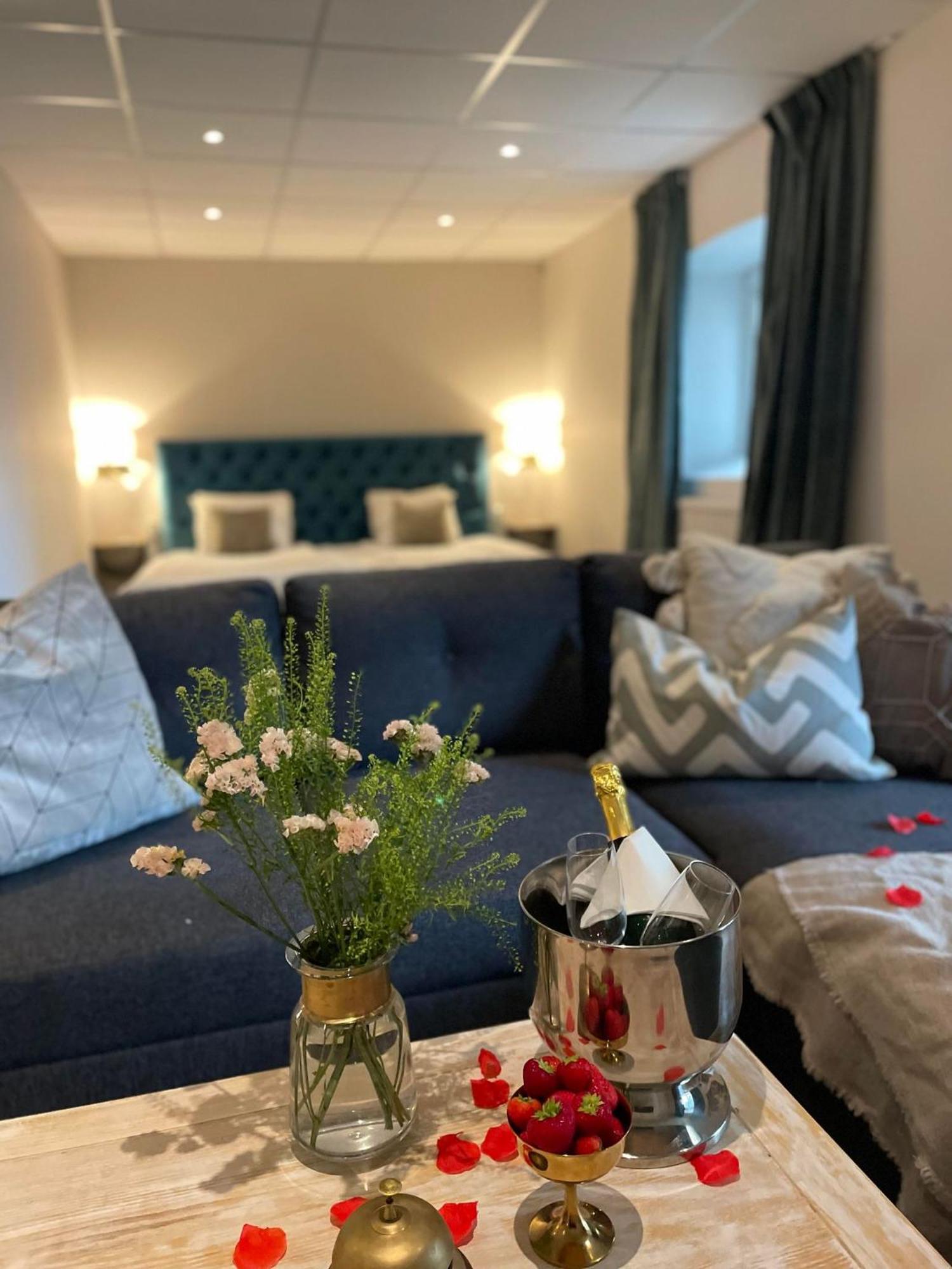 Hotell Carl Friman Motala Extérieur photo